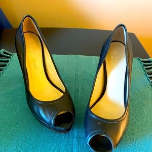 Women’s “Coach” heels